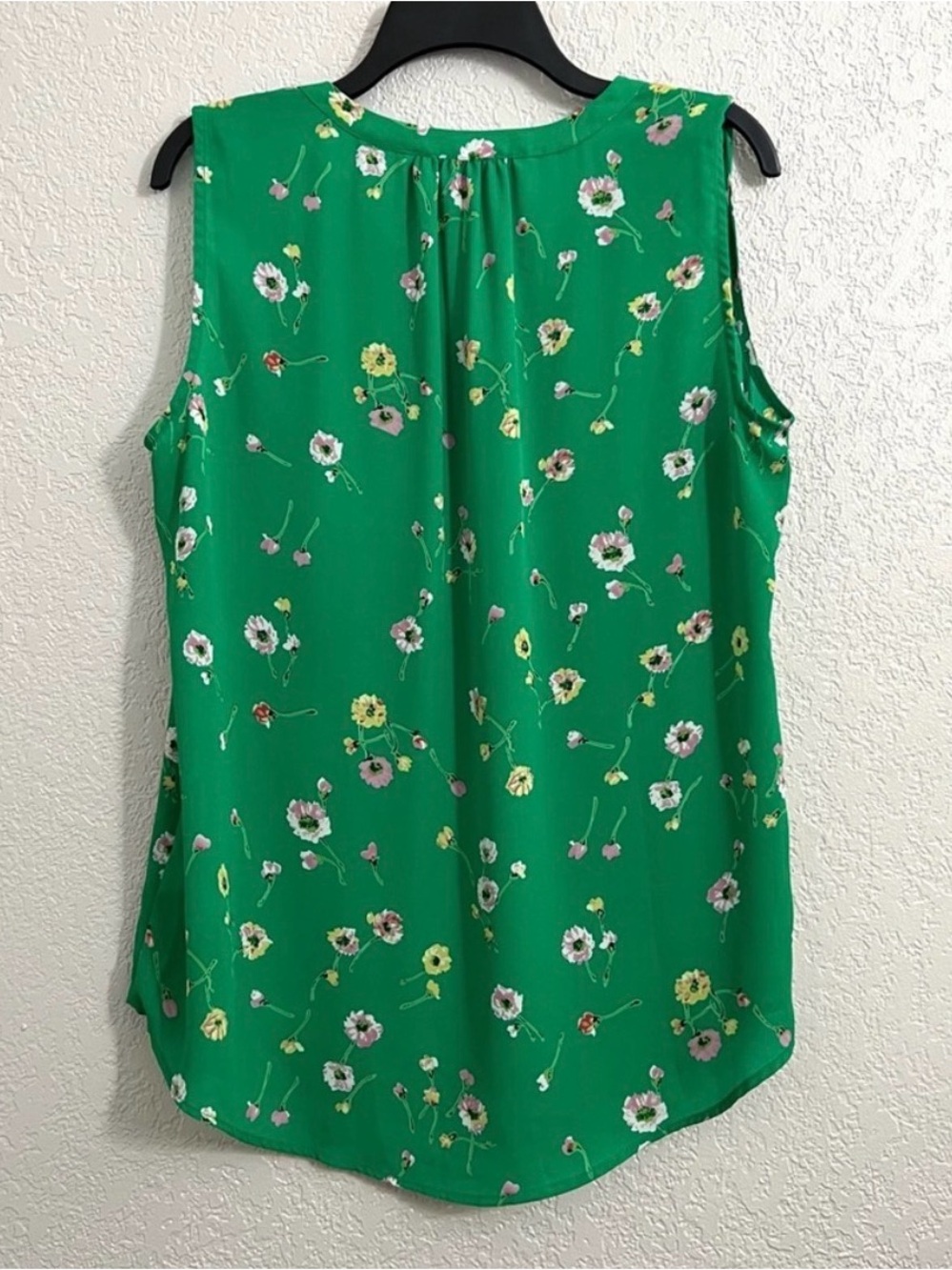 Rachel Zoe Green Yellow Pink Floral print Sleeveless Casual Blouse Tops Classic - Picture 4 of 4